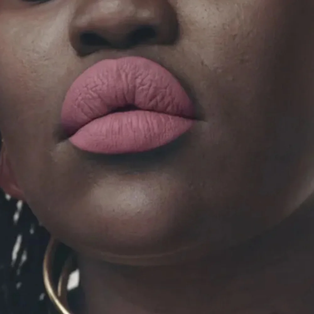 FENTY ICON VELVET LIQUID LIPSTICK - RIRI SHOWSTOPP'R GAME DAY EDITION SUPERBOWL